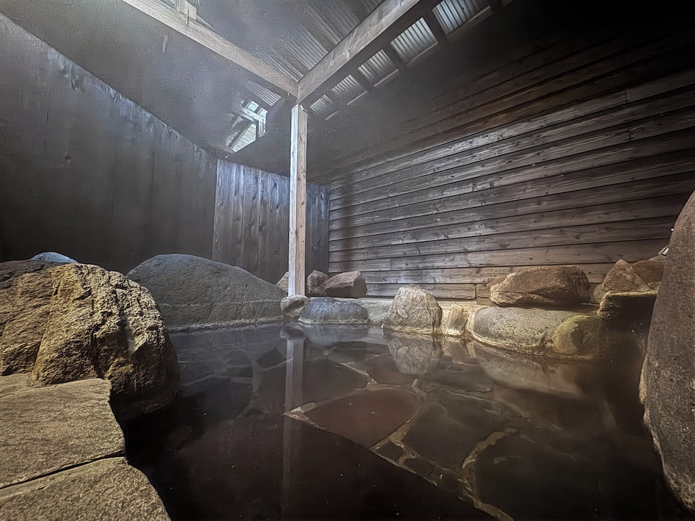 森(MORI) / 和室 / 露天風呂付き 禁煙 バスルーム1 | 旅館 ゆふもみじ