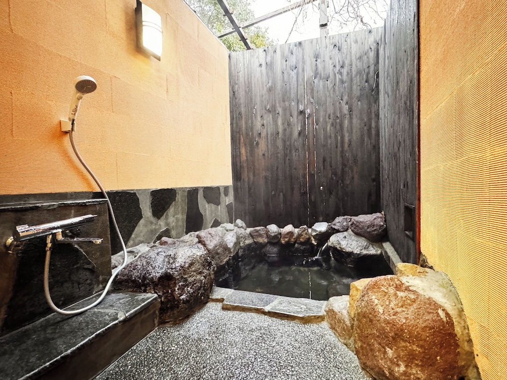 八十田(YASODA) / 和室 / 露天風呂付き 禁煙 バスルーム0 | 旅館 ゆふもみじ