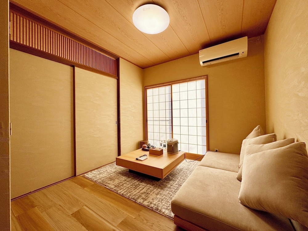 水華(MIKA) / 和室 / 露天風呂付き 禁煙 リビング エリア0 | 旅館 ゆふもみじ