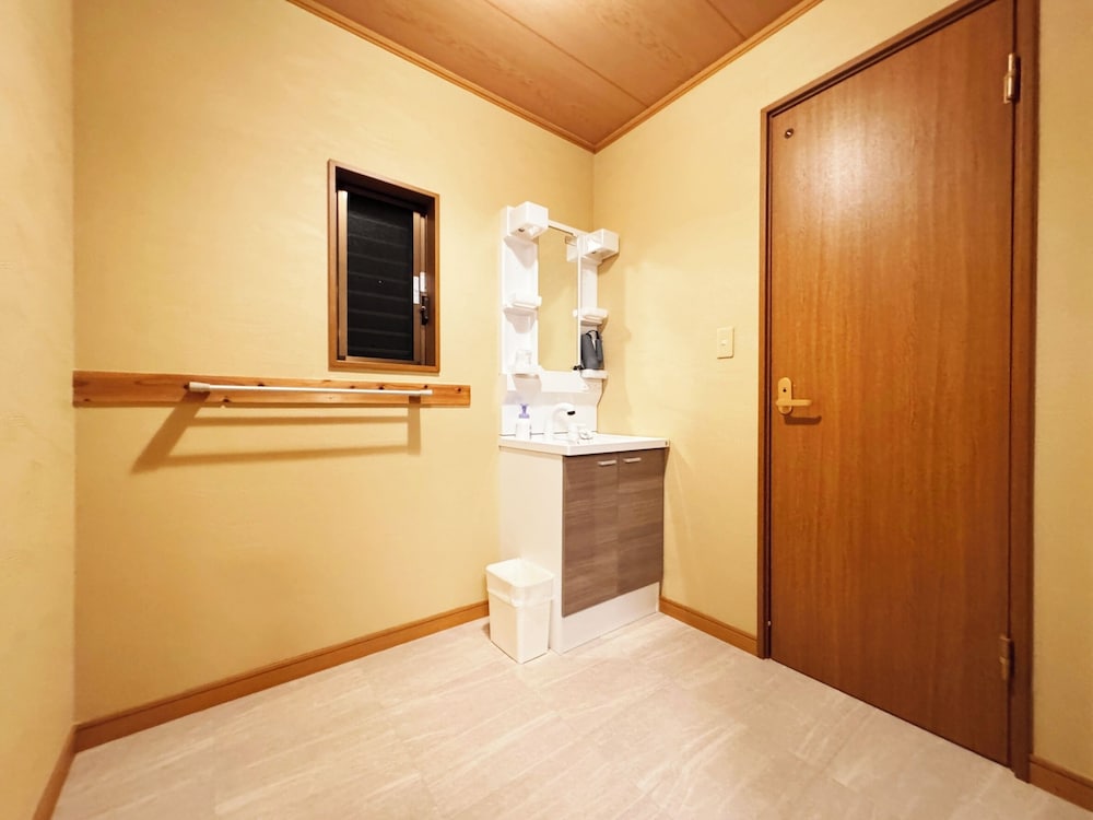 春(HARU) / 2F / 和室 / 外部風呂付き 禁煙 バスルーム4 | 旅館 ゆふもみじ