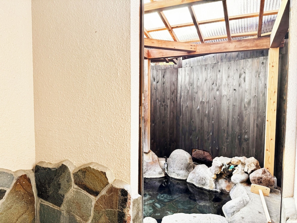 水華(MIKA) / 和室 / 露天風呂付き 禁煙 バスルーム1 | 旅館 ゆふもみじ