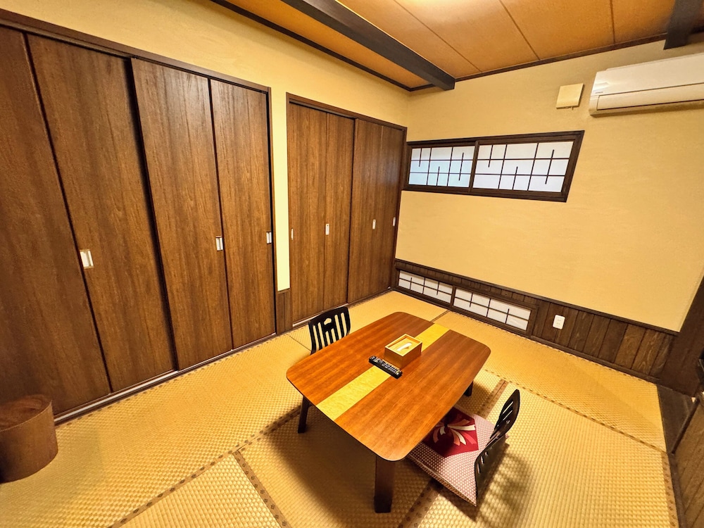 海(UMI) / 和洋室 / 露天風呂付き 禁煙 客室3 | 旅館 ゆふもみじ