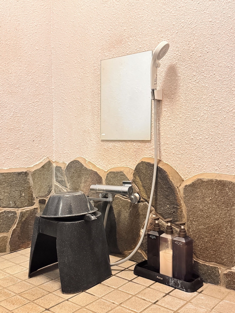 森(MORI) / 和室 / 露天風呂付き 禁煙 バスルーム6 | 旅館 ゆふもみじ