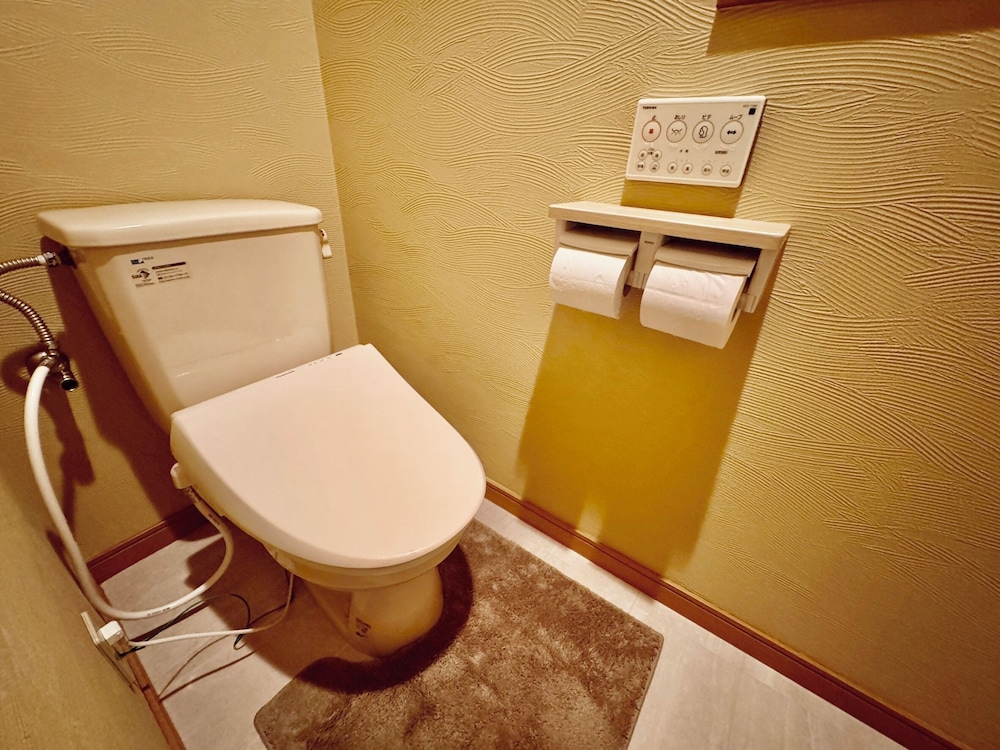 春(HARU) / 2F / 和室 / 外部風呂付き 禁煙 バスルーム0 | 旅館 ゆふもみじ