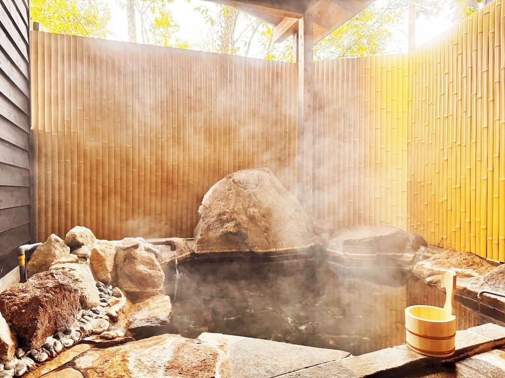 花夜(KAYO) / 和室 / 露天風呂付き 禁煙 バスルーム3 | 旅館 ゆふもみじ