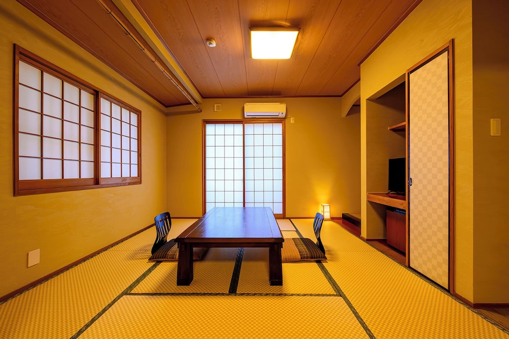 全(ZEN) / 和室 / 露天風呂付き 禁煙 客室2 | 旅館 ゆふもみじ