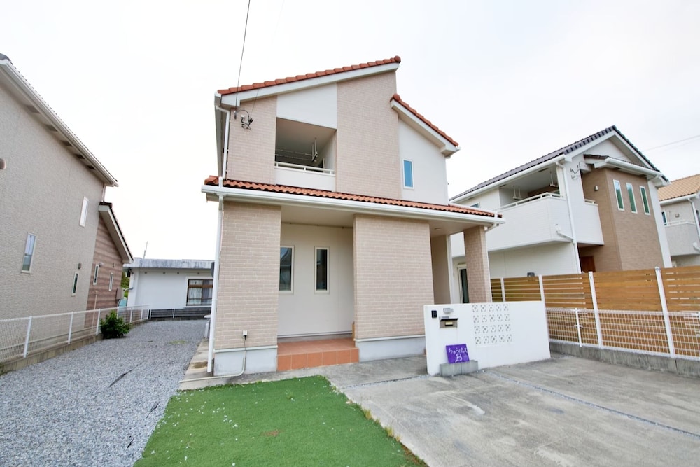 外観1 | ちゅらパレス B 外観1 | ちゅらパレス B