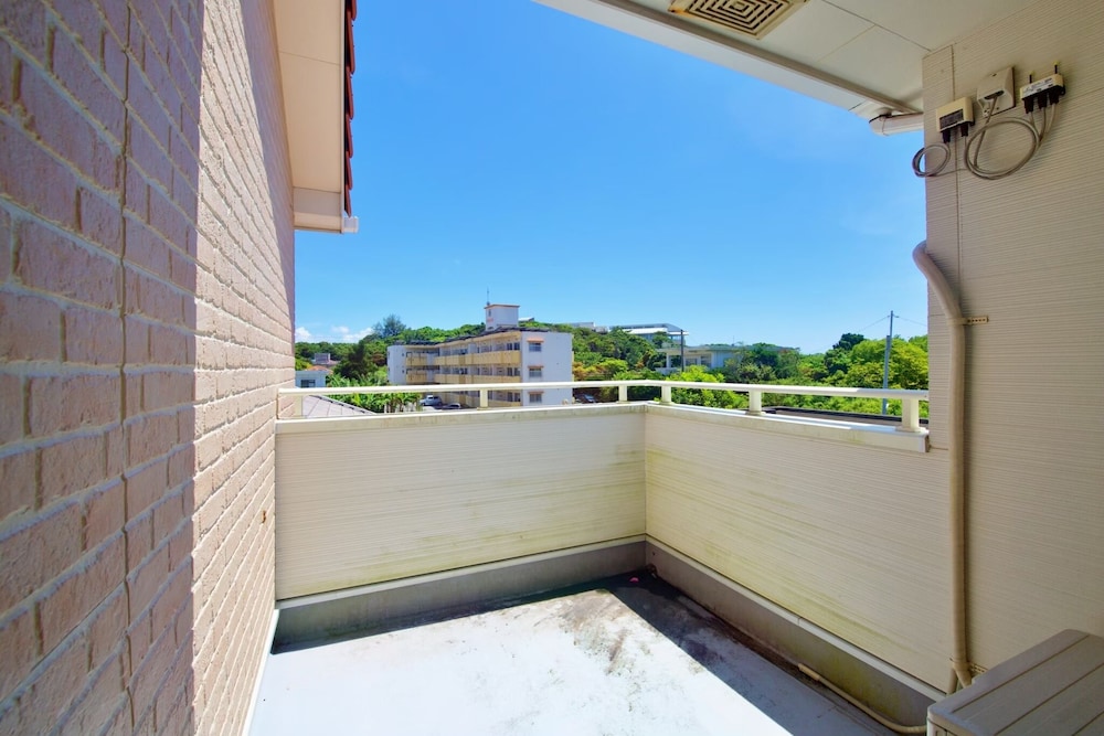 アパートメント テラス / パティオ0 | ちゅらパレス B