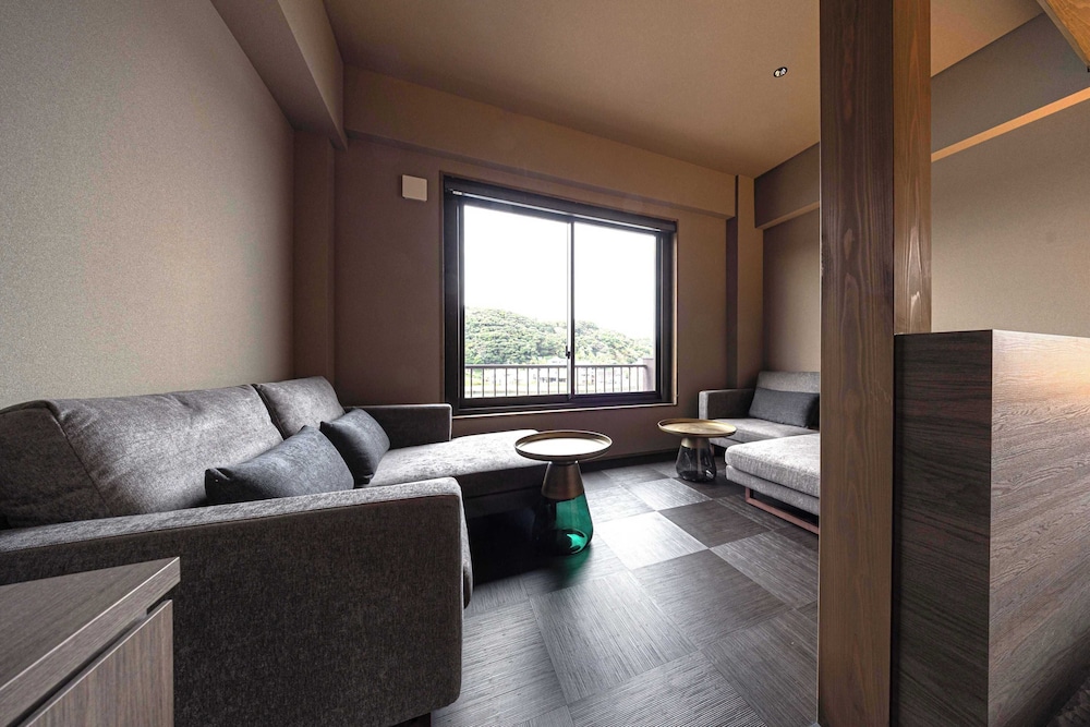 スーペリア 角部屋 部屋貸し 禁煙 (本館) 客室1 | 中尾甚六HOTEL