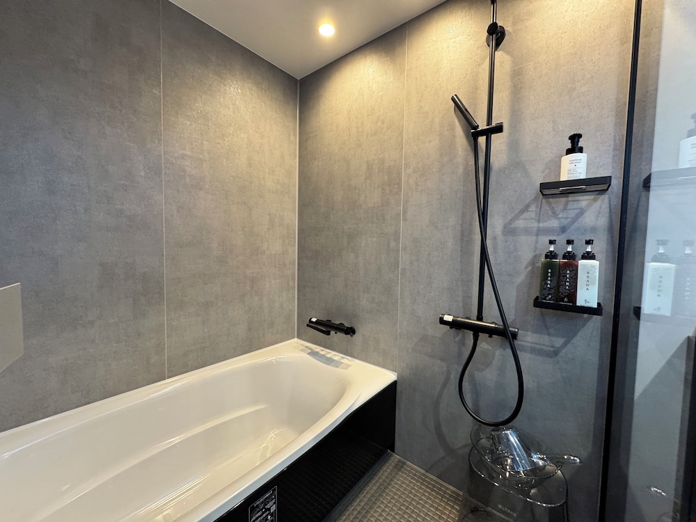 デラックス ヴィラ 3 ベッドルーム バスルーム0 | The Villa Hotels -SAPPORO-