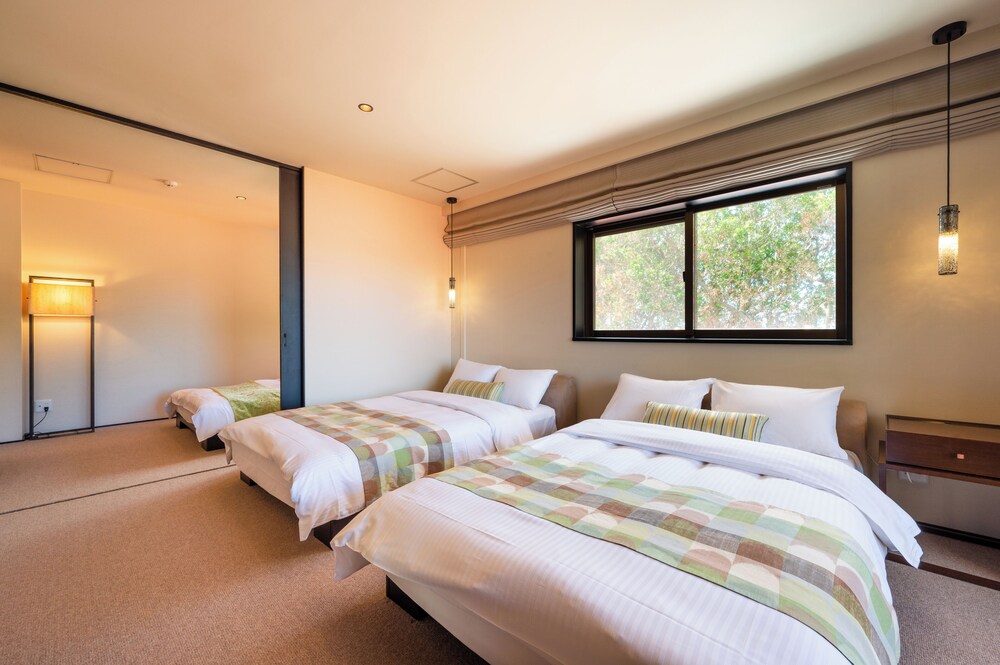 ヴィラ バルコニー プールビュー 客室5 | Ocean Front Villa Ishigakijima Ⅰ