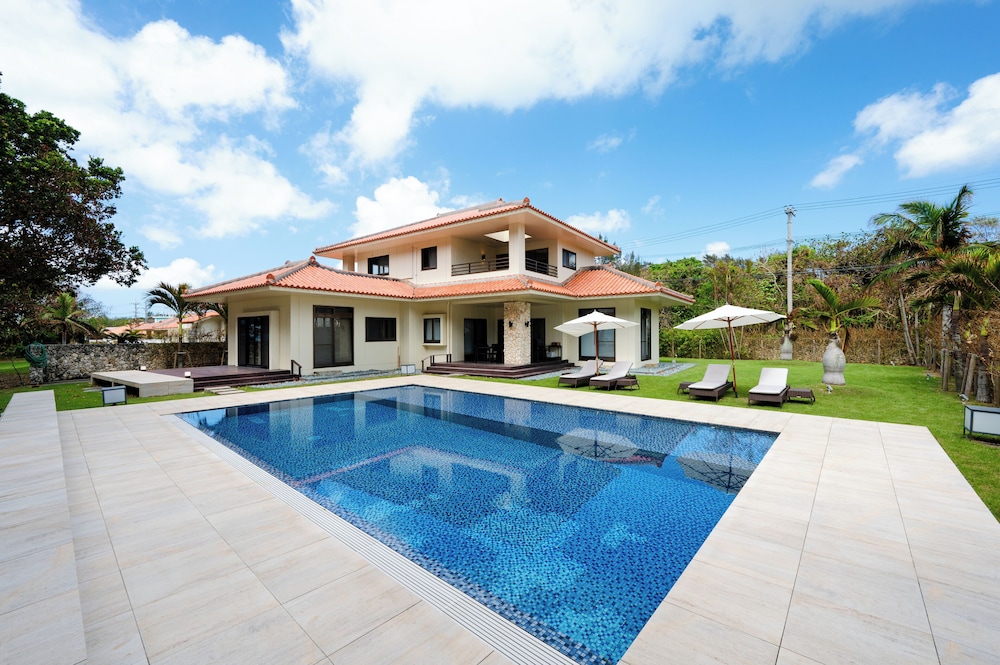 ヴィラ バルコニー プールビュー テラス / パティオ8 | Ocean Front Villa Ishigakijima Ⅰ
