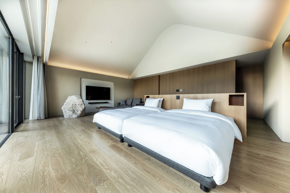 ラグジュアリー ヴィラ 客室2 | ENOWA YUFUIN