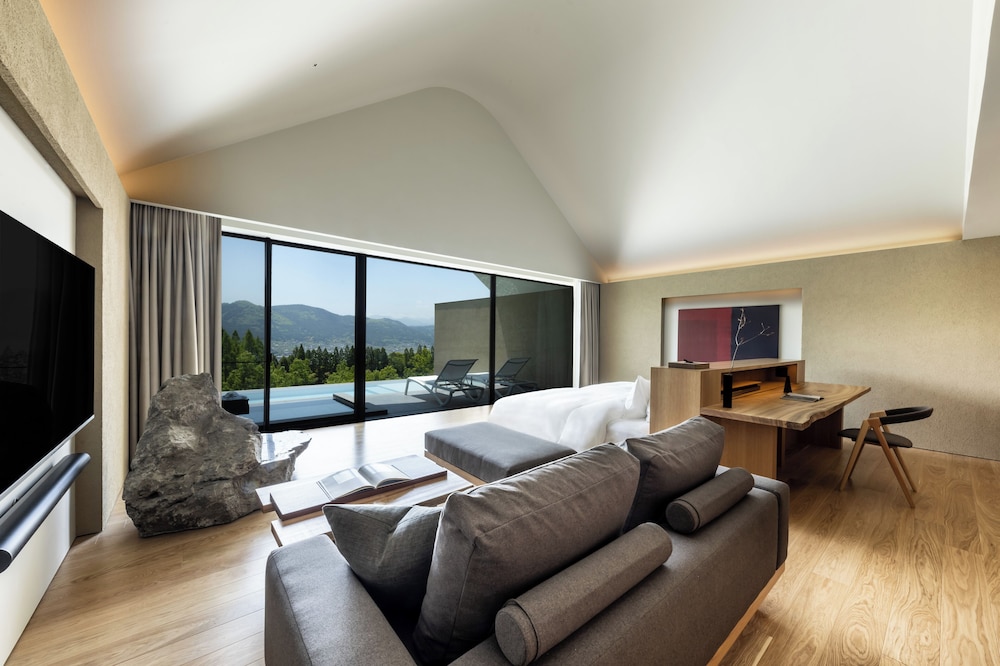 ラグジュアリー ヴィラ 客室1 | ENOWA YUFUIN