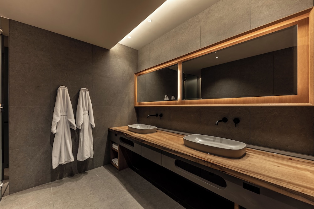 ラグジュアリー ヴィラ バスルーム0 | ENOWA YUFUIN