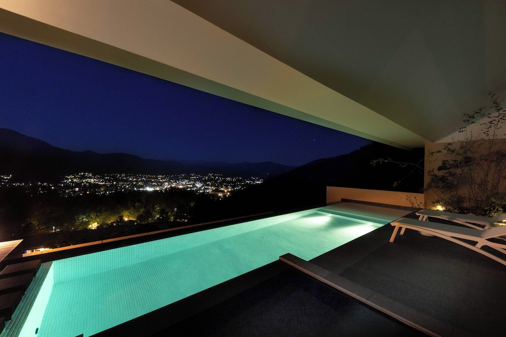 エグゼクティブ ヴィラ 客室1 | ENOWA YUFUIN