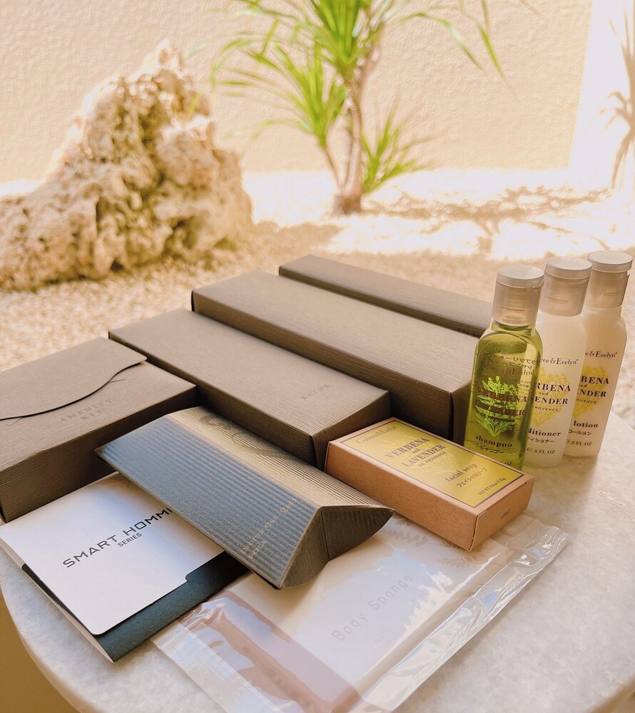 デラックス ヴィラ プールビュー（ジャグジー付き） バスルームの設備1 | THE GARDEN Bise