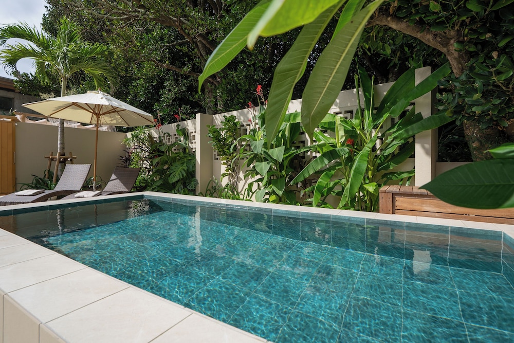 ラグジュアリー ヴィラ プールビュー テラス / パティオ3 | THE GARDEN Bise