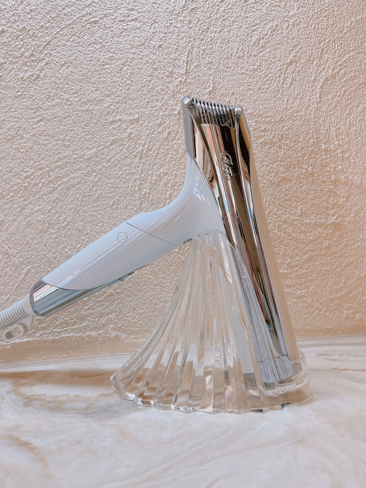 ラグジュアリー ヴィラ プールビュー バスルームの設備1 | THE GARDEN Bise