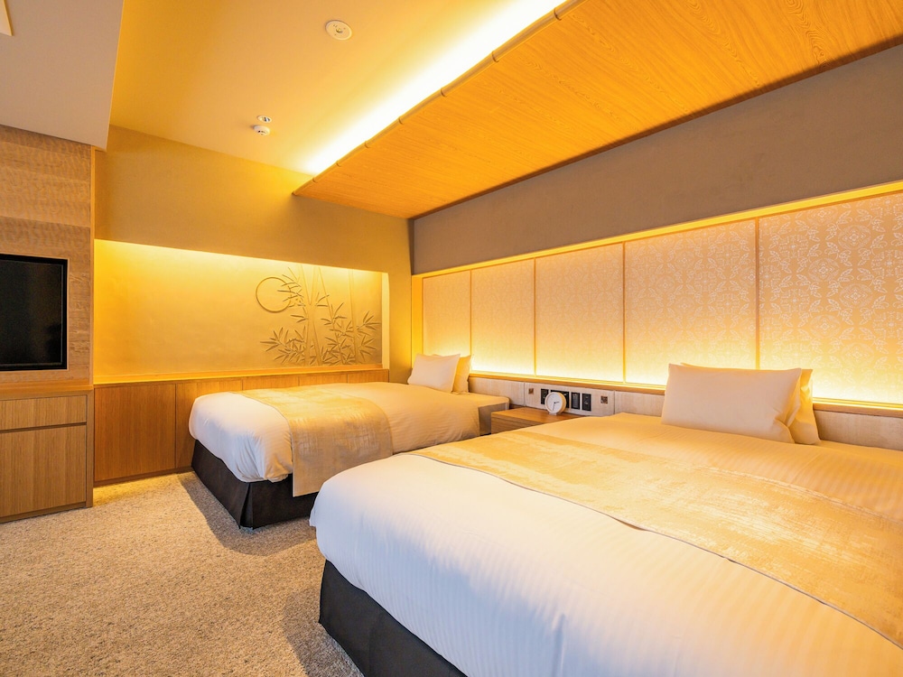 デラックス ツインルーム ダブルベッド 2 台 禁煙 リバービュー 客室4 | あけくれ京都白川