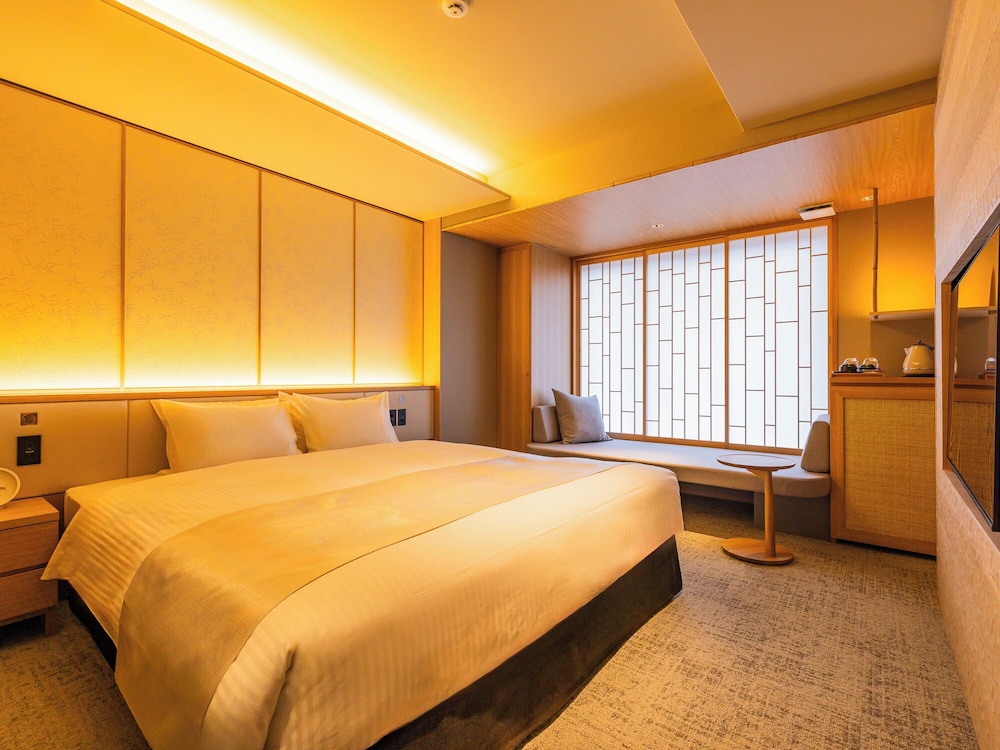 スタンダード ダブルルーム キングベッド 1 台 禁煙 リバービュー 客室1 | あけくれ京都白川