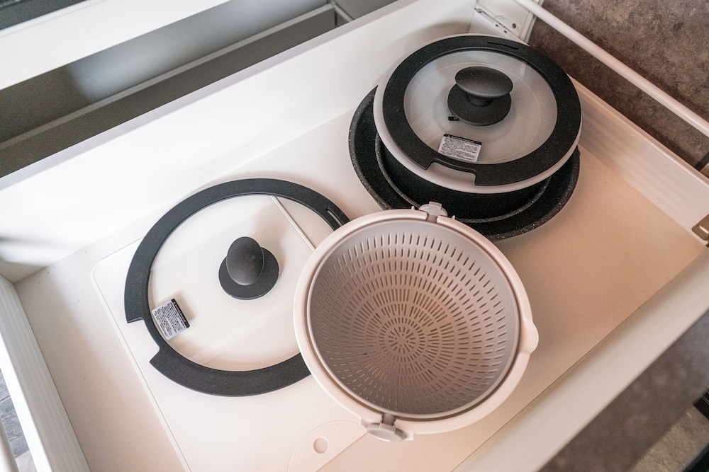 ファミリー ルーム 専用簡易キッチン2 | JANUS villa Furano (ジェイナス ビラ 富良野)