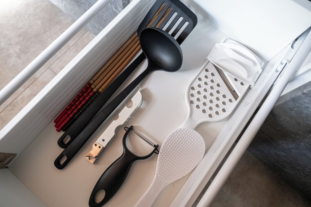 ファミリー ルーム 専用簡易キッチン1 | JANUS villa Furano (ジェイナス ビラ 富良野)