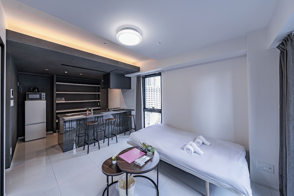 ファミリー スイート バルコニー シティビュー 客室3 | Namba River Side Garden Hotel