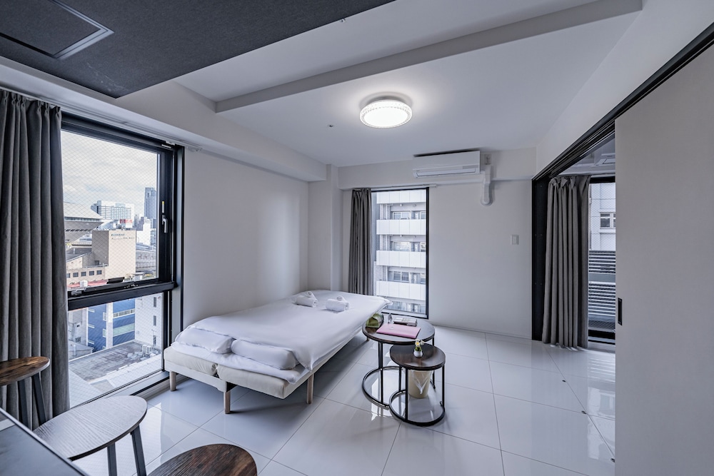 ファミリー スイート バルコニー シティビュー 客室0 | Namba River Side Garden Hotel