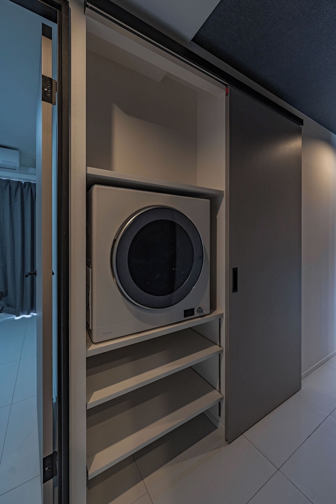 ファミリー スイート バルコニー シティビュー 客室17 | Namba River Side Garden Hotel