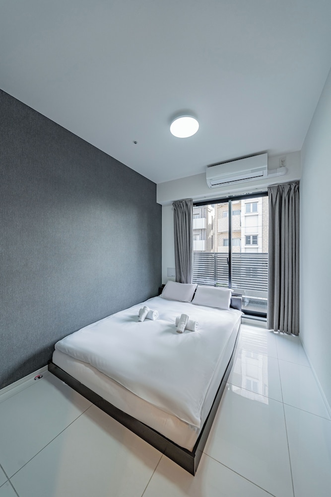 ファミリー スイート バルコニー シティビュー 客室8 | Namba River Side Garden Hotel