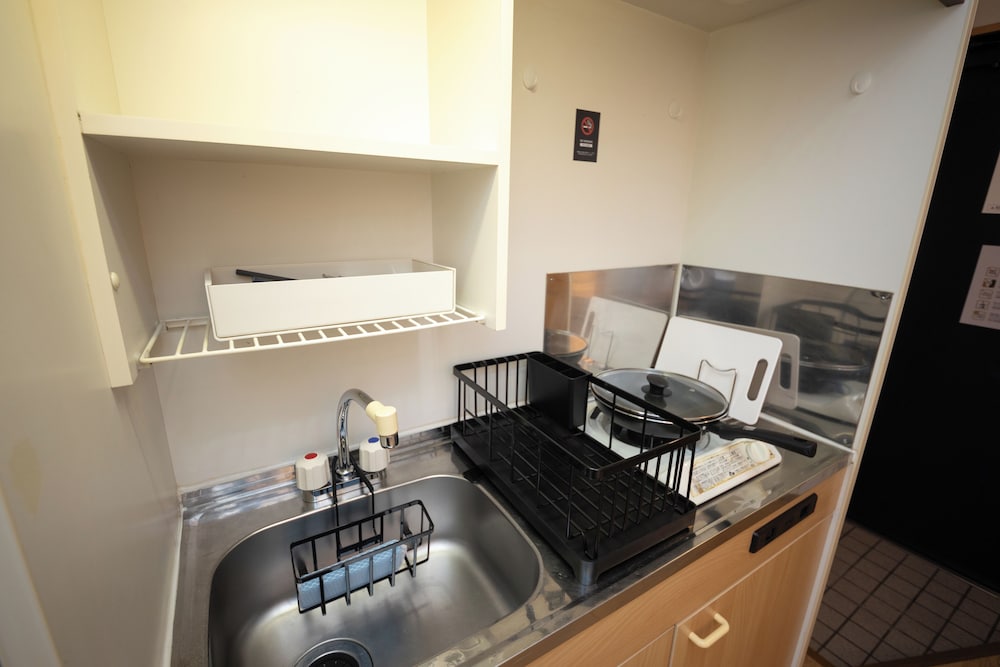 スタンダード ダブルルーム 専用キッチン0 | グームホテル中洲マキシム