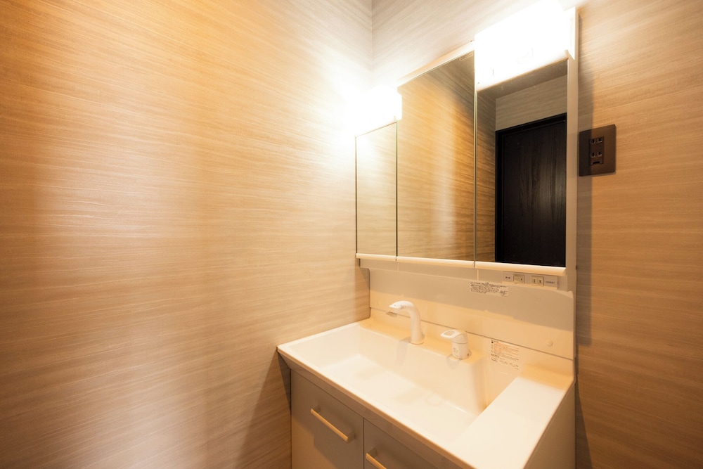 ヴィラ バルコニー オーシャンビュー 客室4 | the SHIHACHI