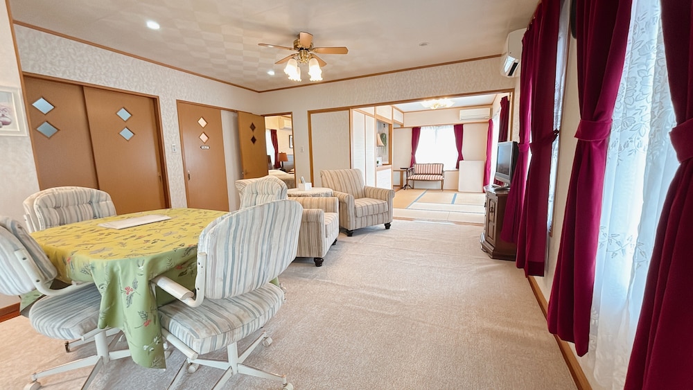 ファミリー ハウス パティオ ガーデンビュー 客室1 | GREEN LODGE