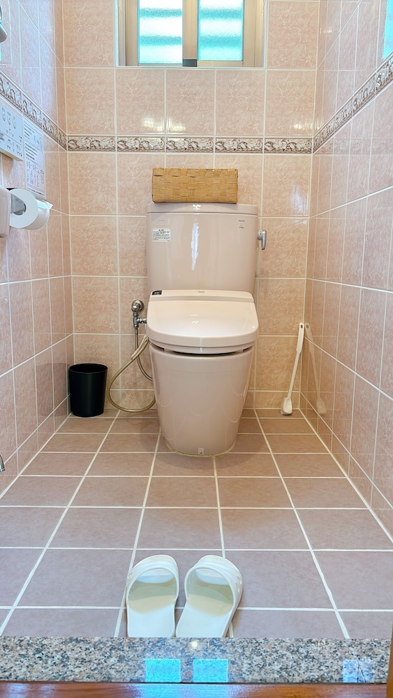 ファミリー ハウス パティオ ガーデンビュー バスルーム0 | GREEN LODGE