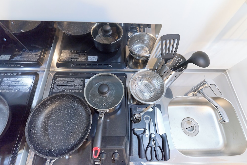 ルーム (302) 専用キッチン3 | Zenith Nishinakanobu