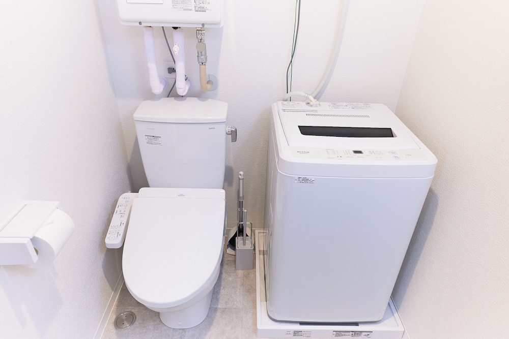 ルーム (302) バスルーム1 | Zenith Nishinakanobu