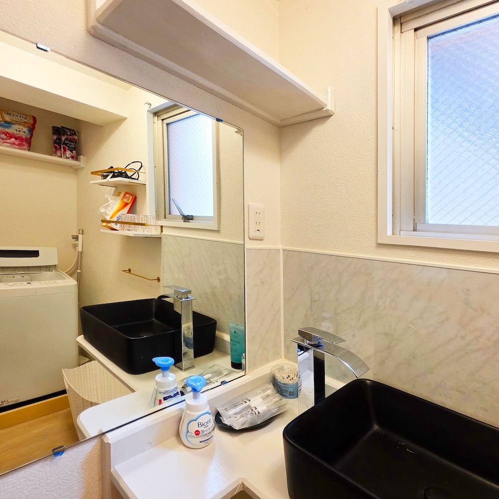 トリプルルーム バスルーム1 | OLIVE stay