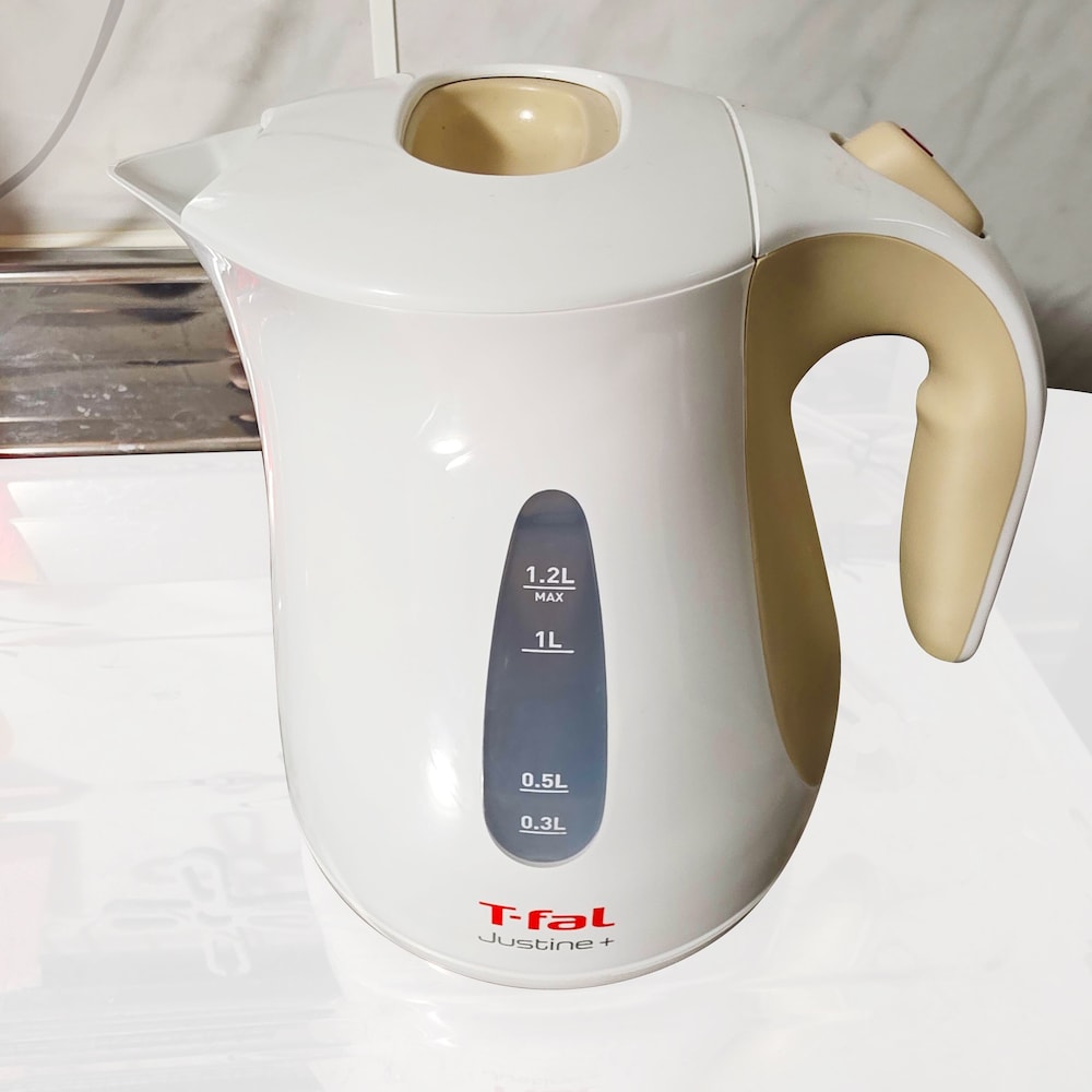 トリプルルーム 専用キッチン1 | OLIVE stay