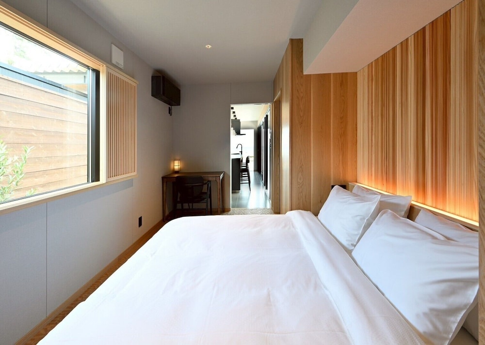 ラグジュアリー ヴィラ 禁煙 オーシャンビュー 客室1 | 汐汲浜シーサイドヴィラ 浜つづり