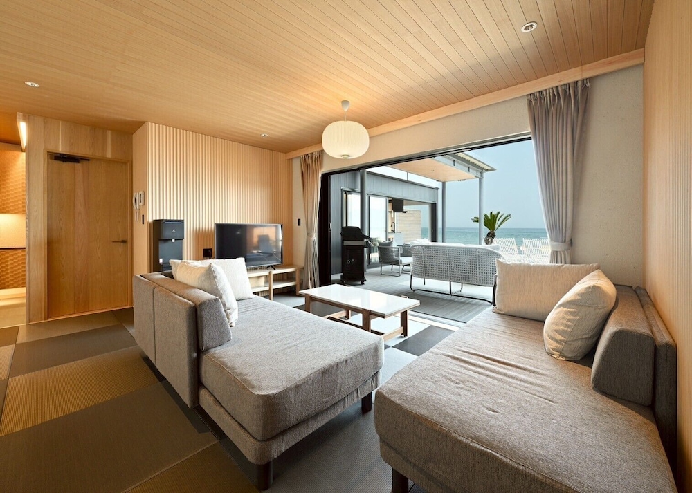 ラグジュアリー ヴィラ 禁煙 オーシャンビュー | 汐汲浜シーサイドヴィラ 浜つづり