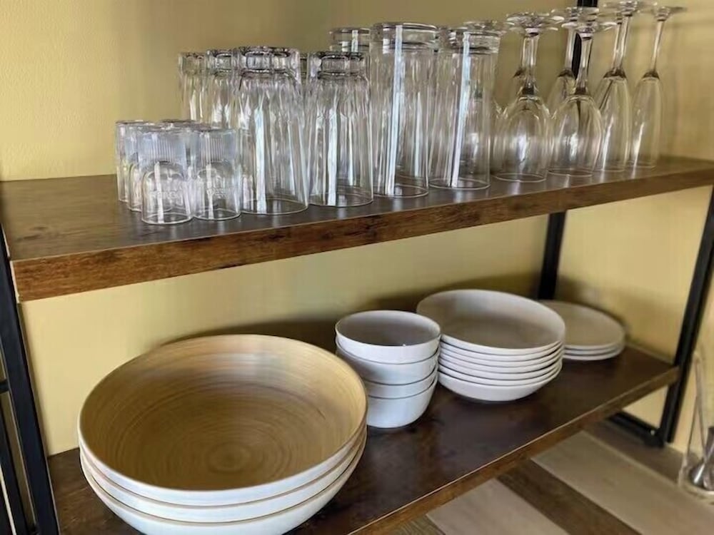 デラックス アパートメント シティビュー リビング エリア0 | ホテルジャンゴ