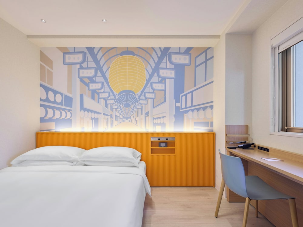 デラックス ルーム ダブルベッド 1 台 客室5 | センタラライフなんばホテル大阪