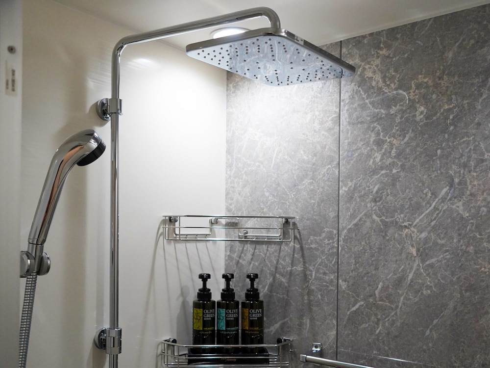 ダブル (シャワーのみ) 禁煙 バスルーム0 | 虎ノ門ホリックホテル