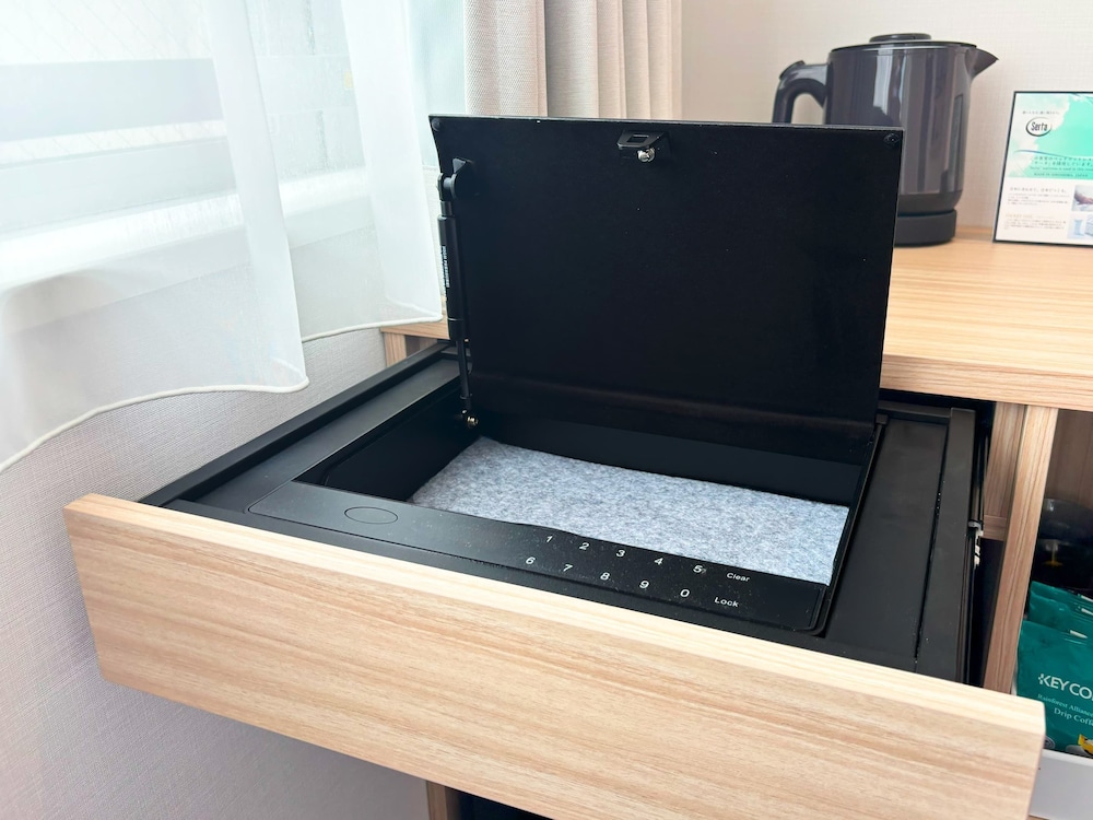 ダブル (シャワーのみ) 禁煙 セーフティボックス0 | 虎ノ門ホリックホテル