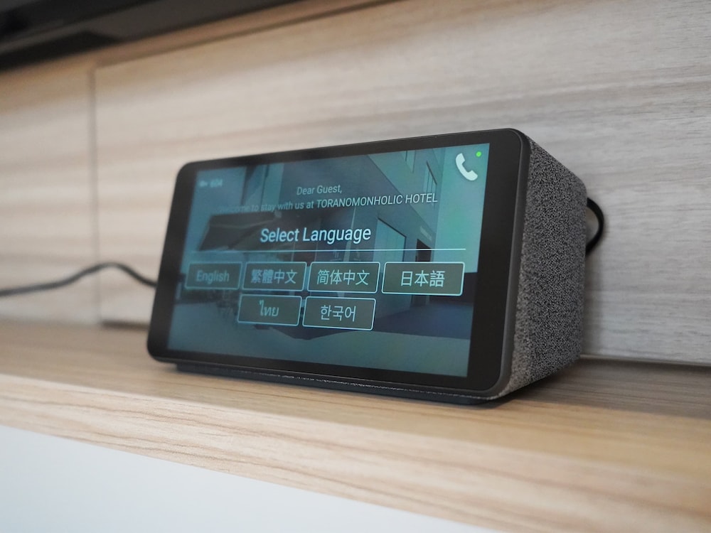 ダブル (シャワーのみ) 禁煙 客室の設備とサービス2 | 虎ノ門ホリックホテル