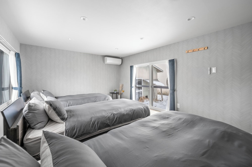 客室1 | VILLAS PARK KAMIFURANO