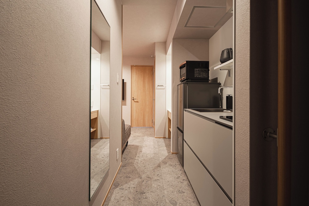 ファミリー トリプルルーム 客室1 | グランドベースMIRAI