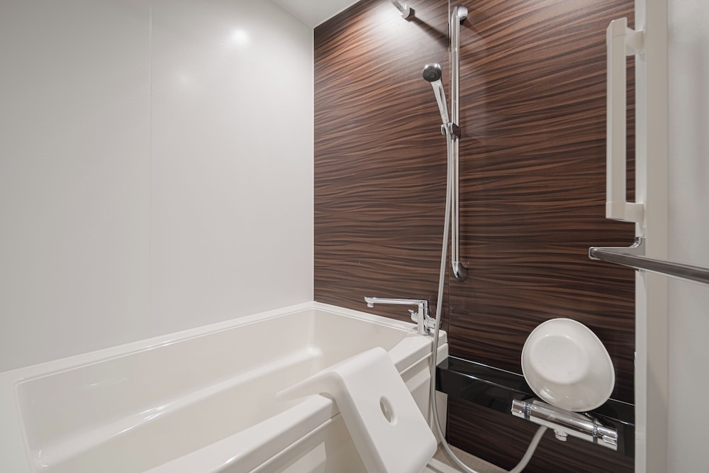 スタンダード ツインルーム バスルーム2 | グランドベースMIRAI