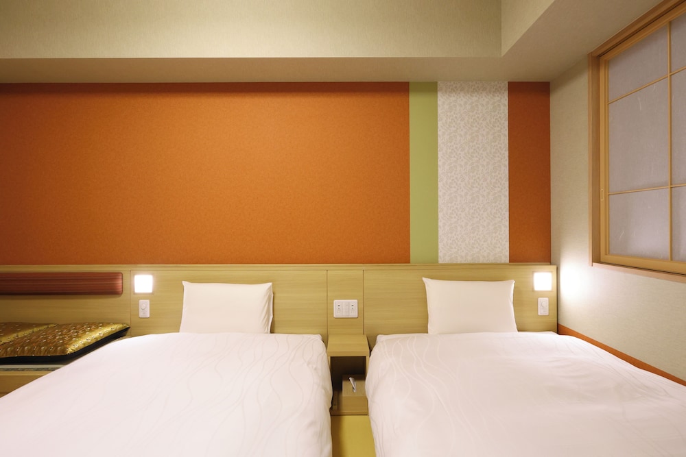 ツインルーム 禁煙 客室1 | 天然温泉 越前の湯 御宿 野乃福井